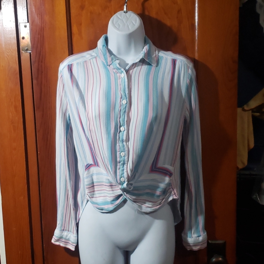 Long sleeve button up shirt